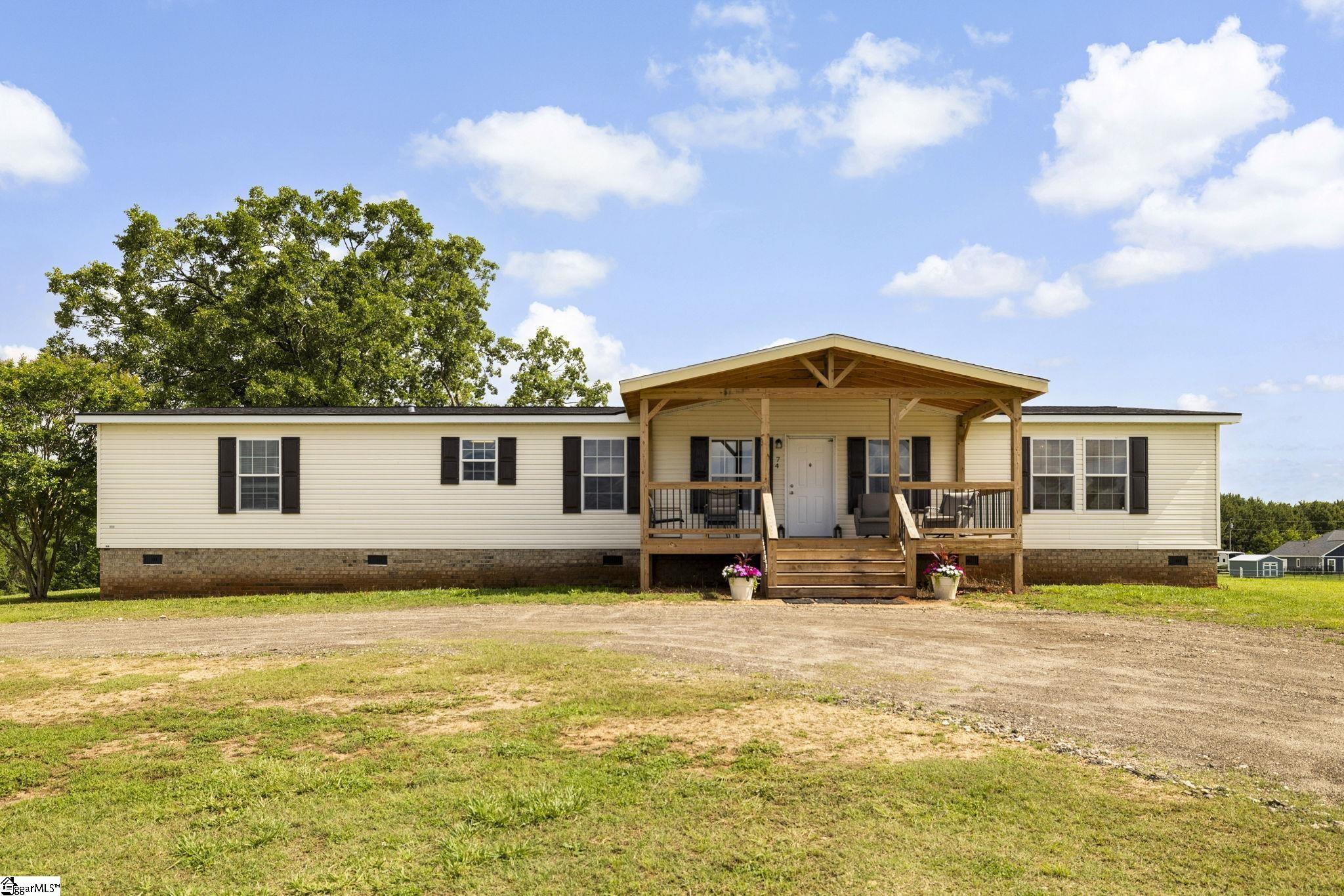 155 Reining Way