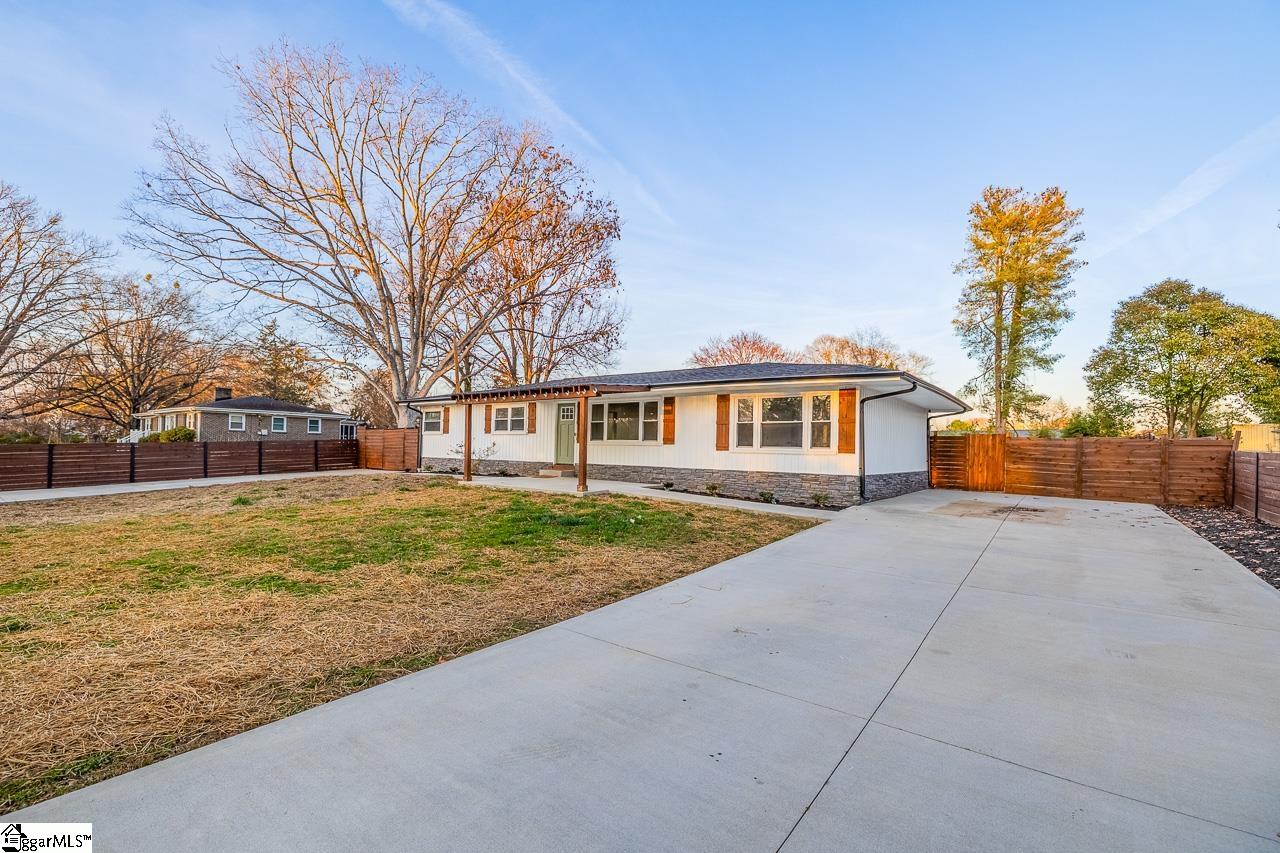 303 Watson Road