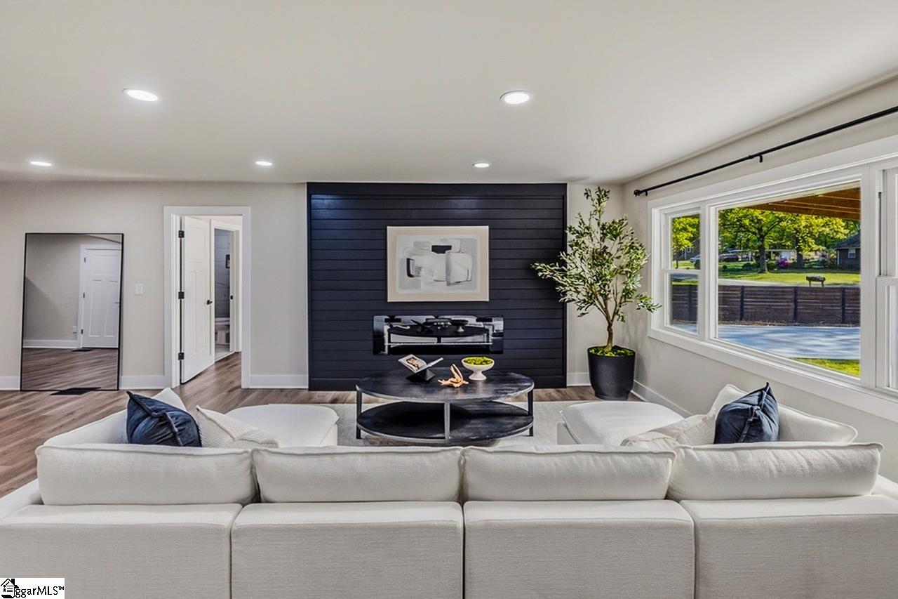 303 Watson Road