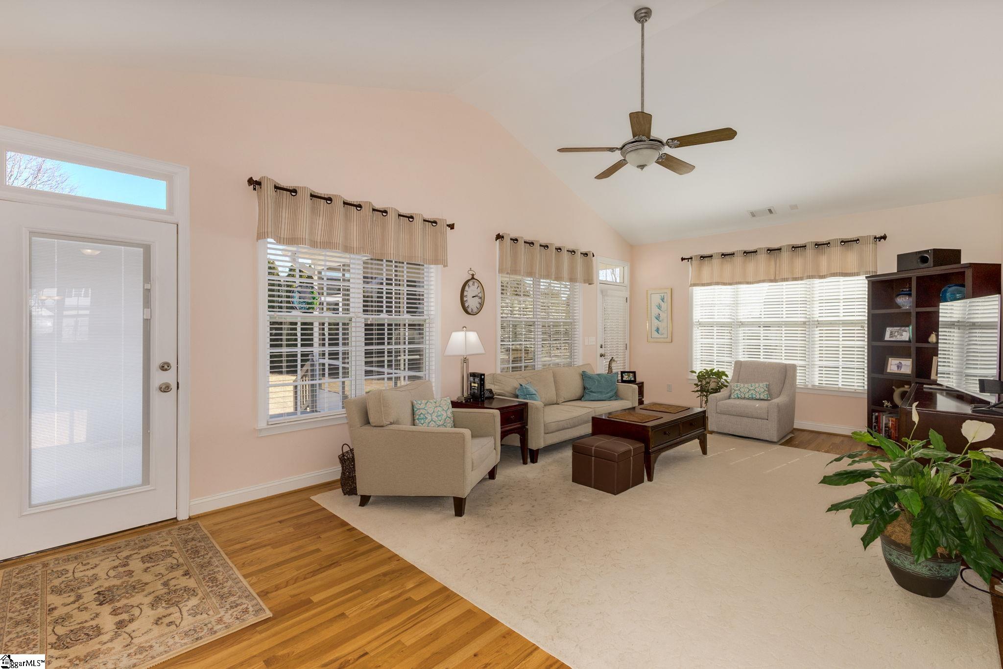 Greer, South Carolina 29650, United States, 3 Bedrooms Bedrooms, ,3 BathroomsBathrooms,Residential,Contingent,78970