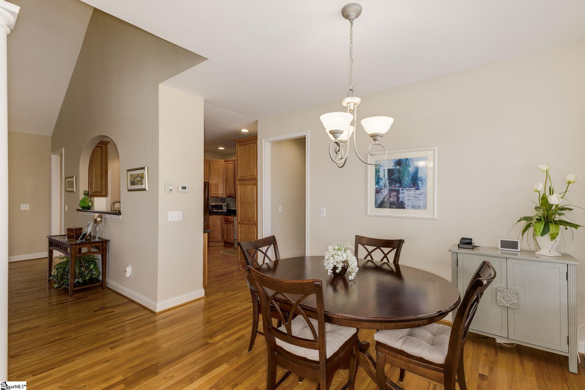 Greer, South Carolina 29650, United States, 3 Bedrooms Bedrooms, ,3 BathroomsBathrooms,Residential,Contingent,78970