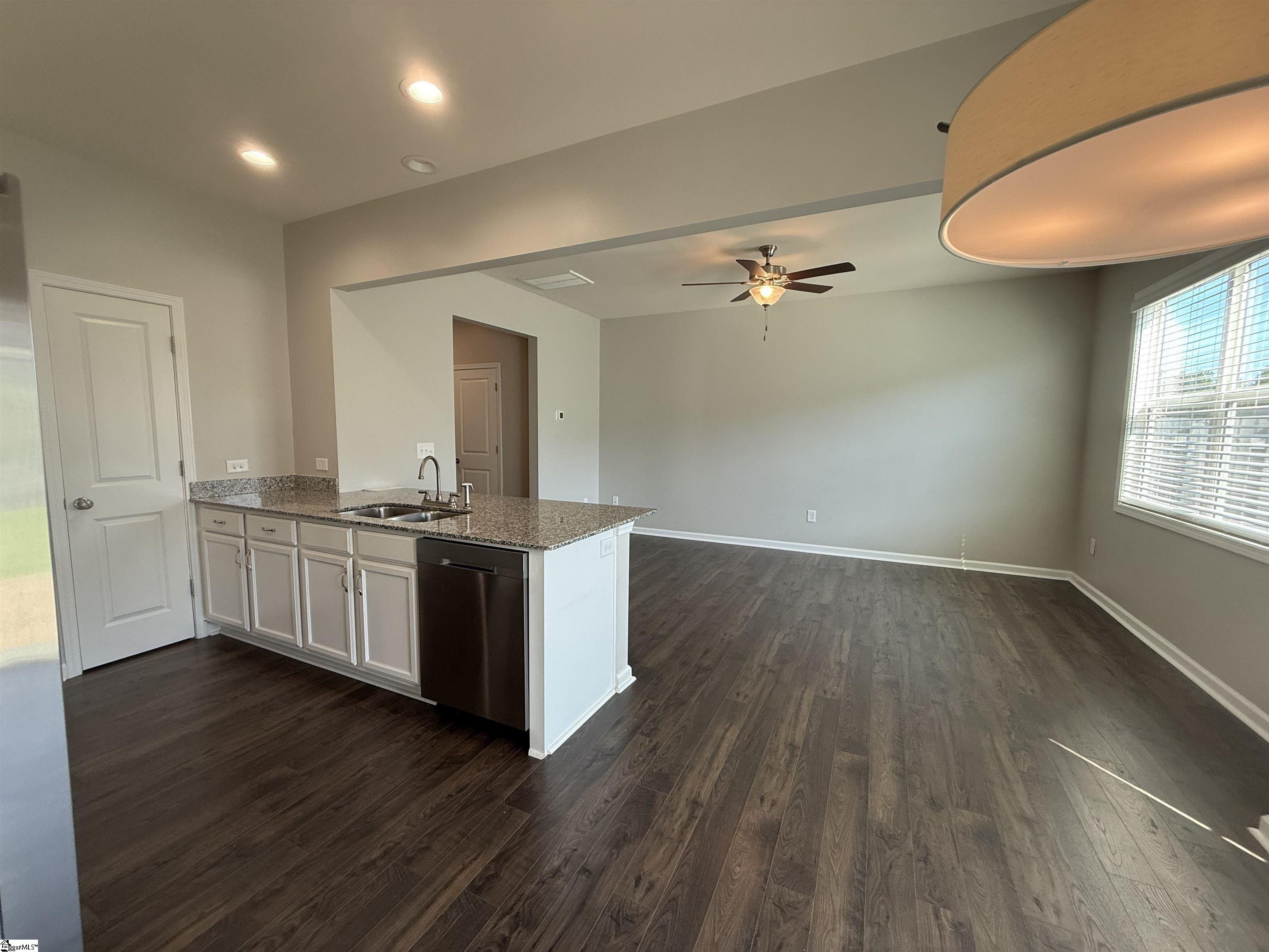 158 Clingstone Trail