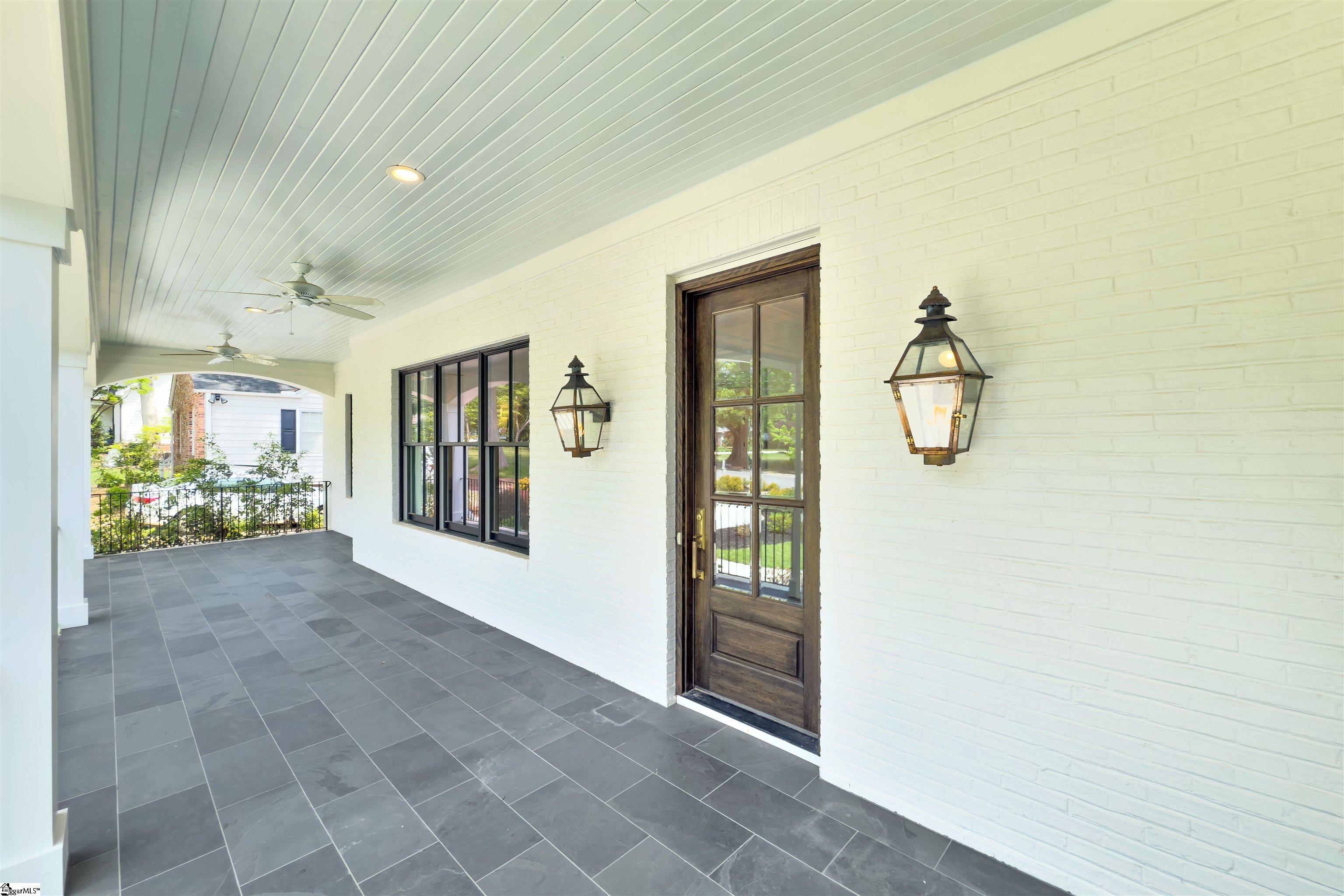 204 Sunset Drive
