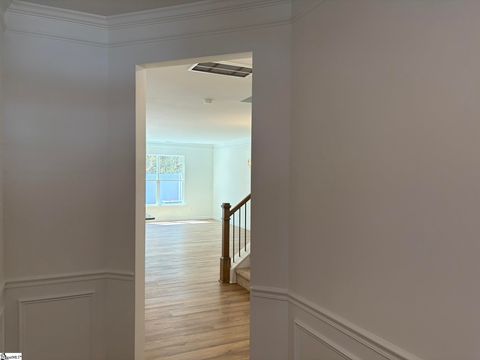 Tiny photo for 613 Autumn Lake Road, Simpsonville, SC 29681 (MLS # 1584773)