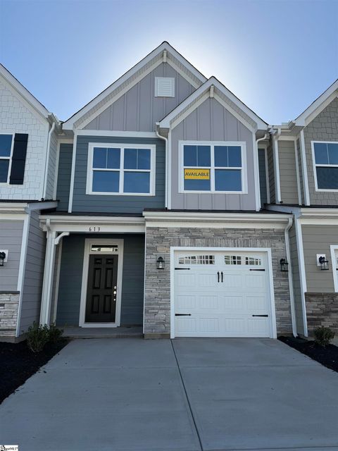 Photo of 613 Autumn Lake Road, Simpsonville, SC 29681 (MLS # 1584773)