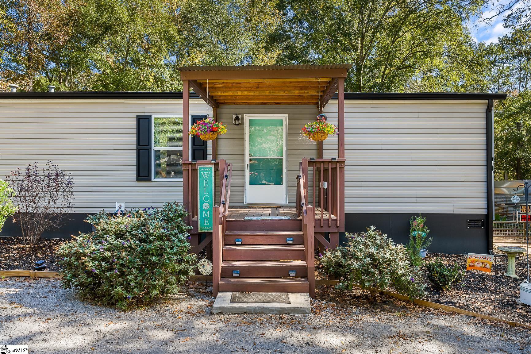 1010 Country Creek