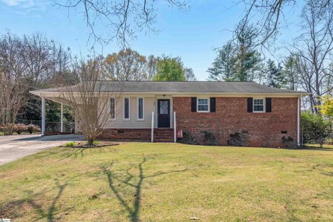 Photo of 109 Riverview Drive, Greenville, SC 29611 (MLS # 1586263)