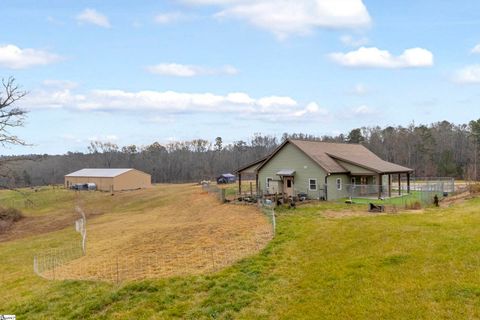 Photo of 665 Oconee Creek Road, Walhalla, SC 29691 (MLS # 1582825)