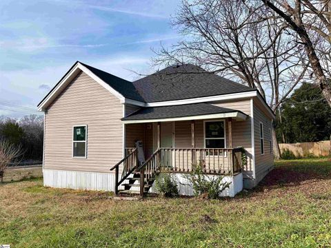 Photo of 709 Crescent Avenue, Spartanburg, SC 29306 (MLS # 1577047)