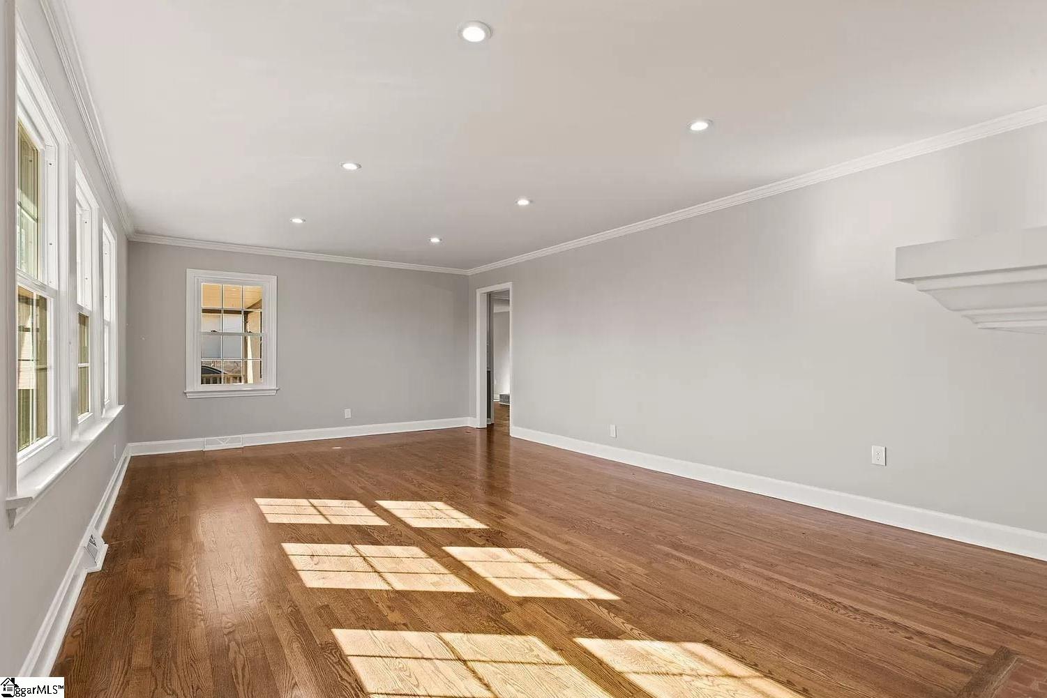 Greer, South Carolina 29651, United States, 4 Bedrooms Bedrooms, ,3 BathroomsBathrooms,Residential,Active,141851