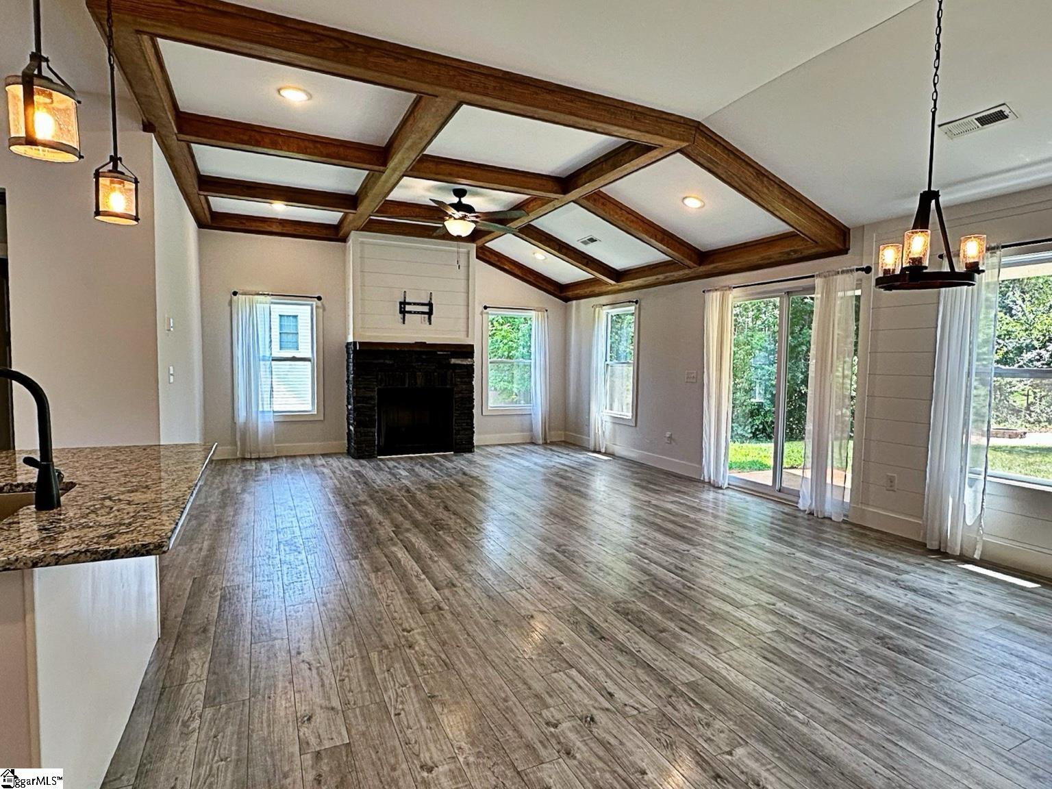 124 Sunrise Road