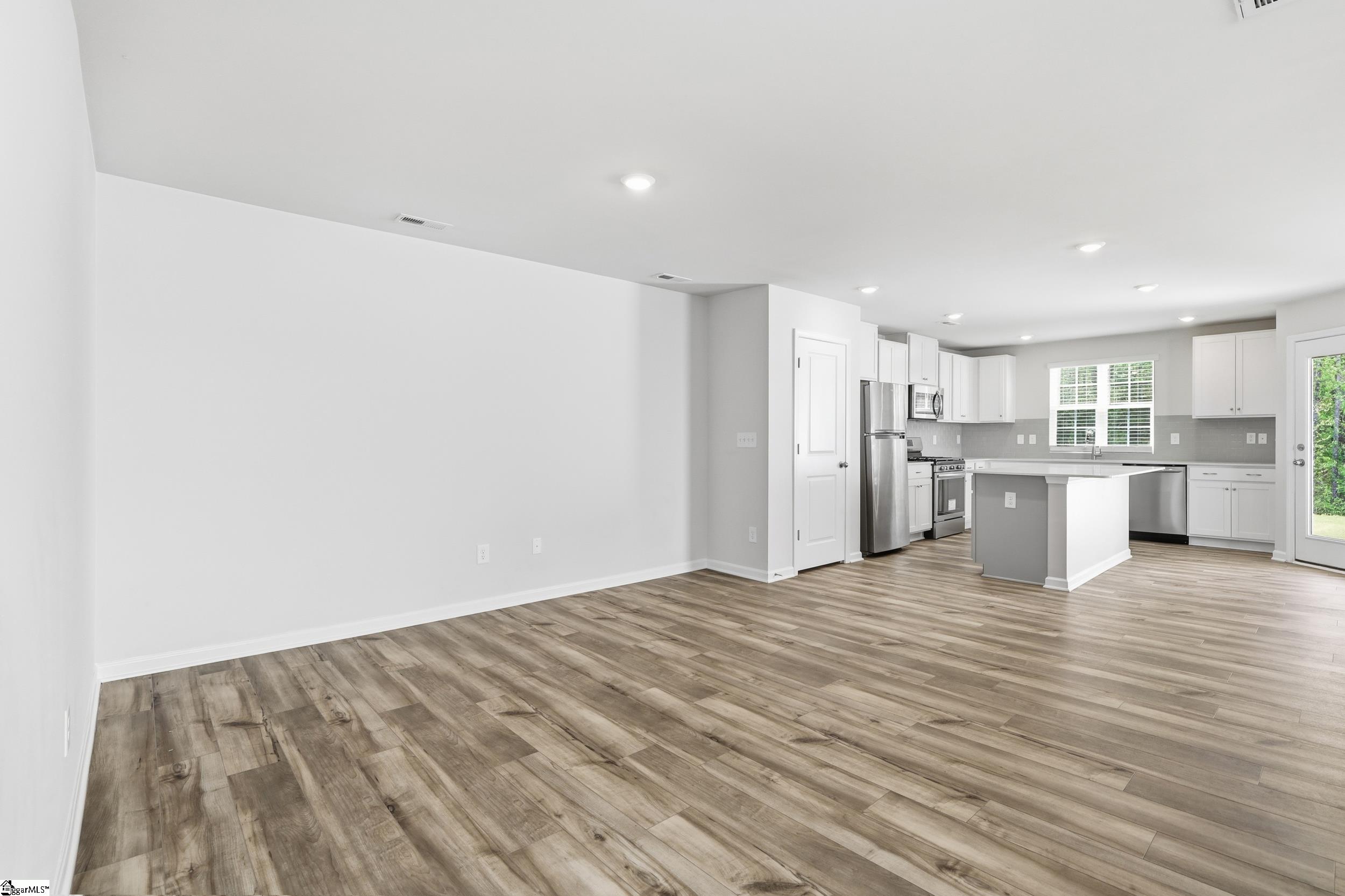 922 Powder Creek Drive