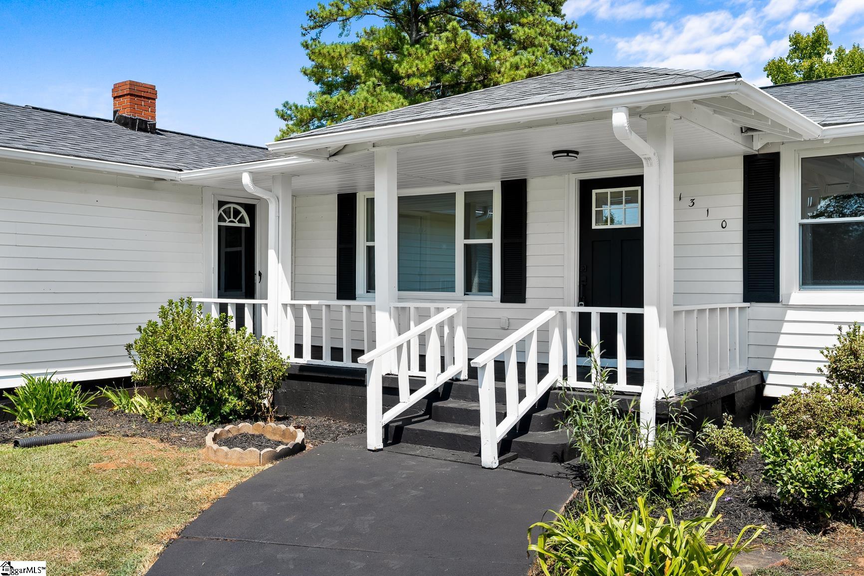 1310 Lakewood Lane