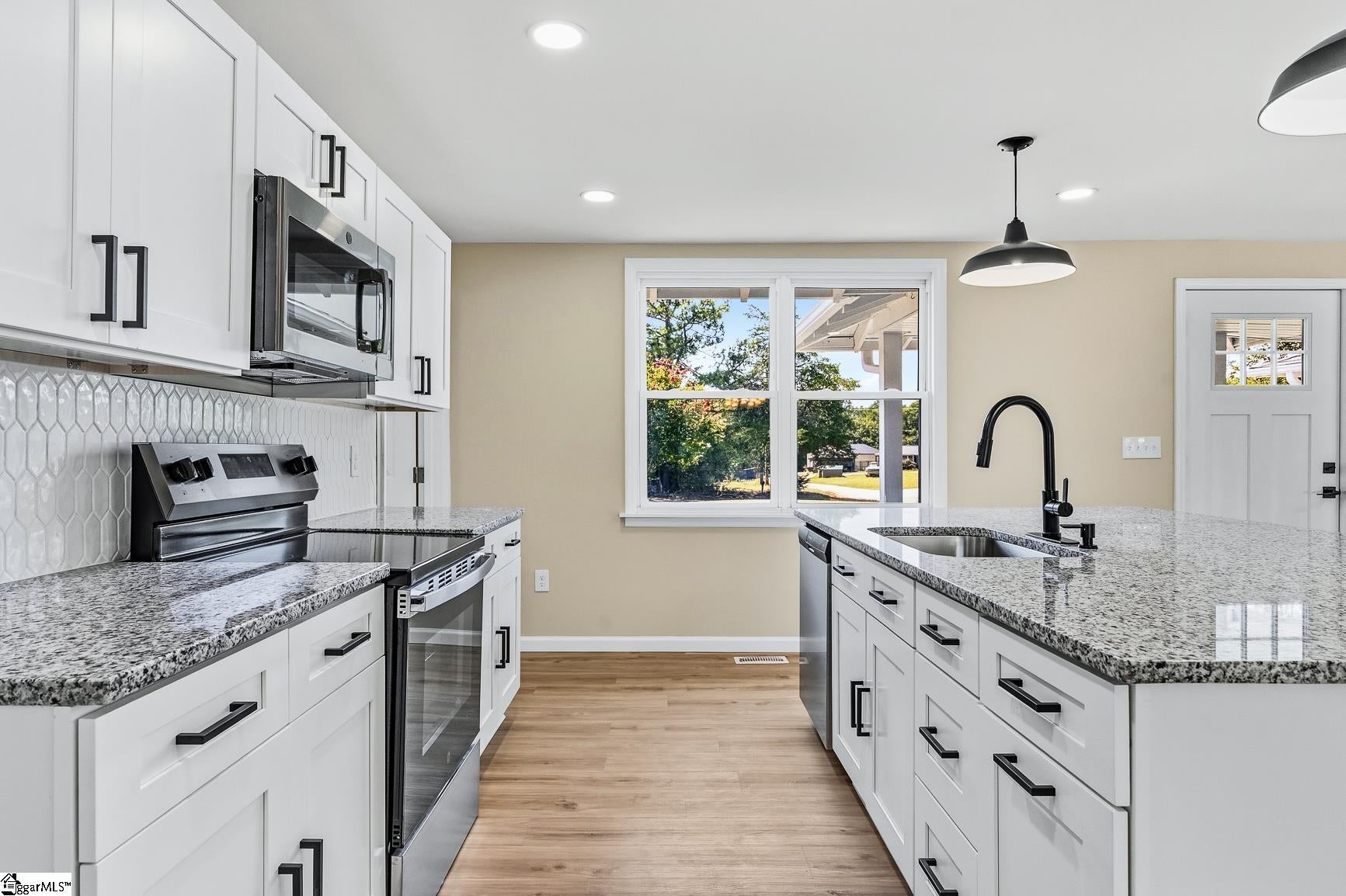1310 Lakewood Lane
