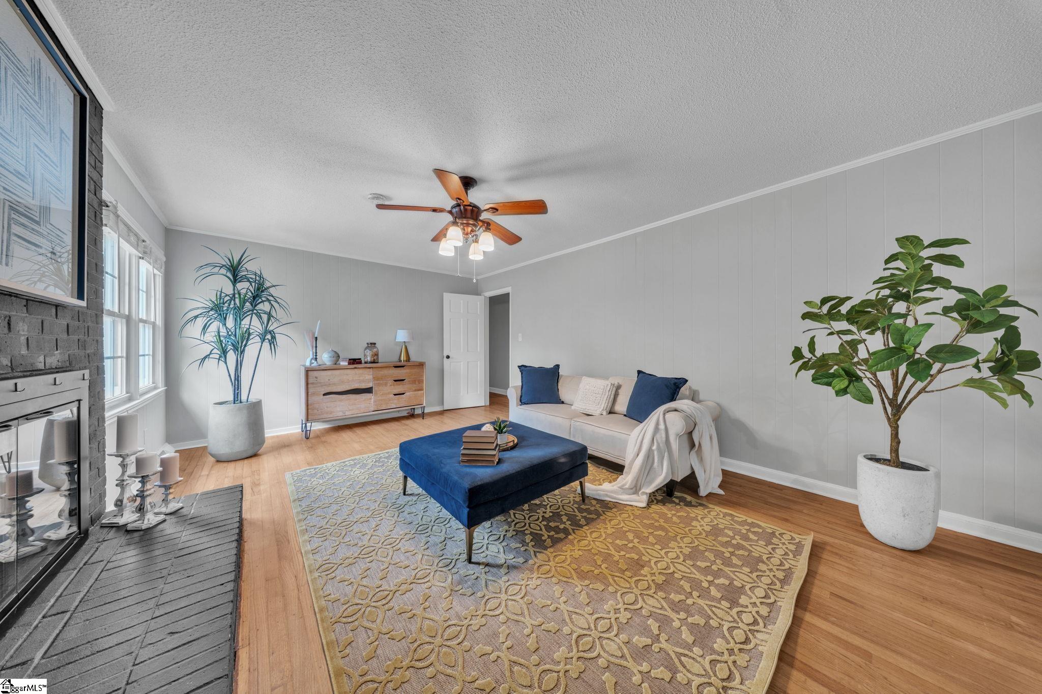 5016 Maplewood Drive