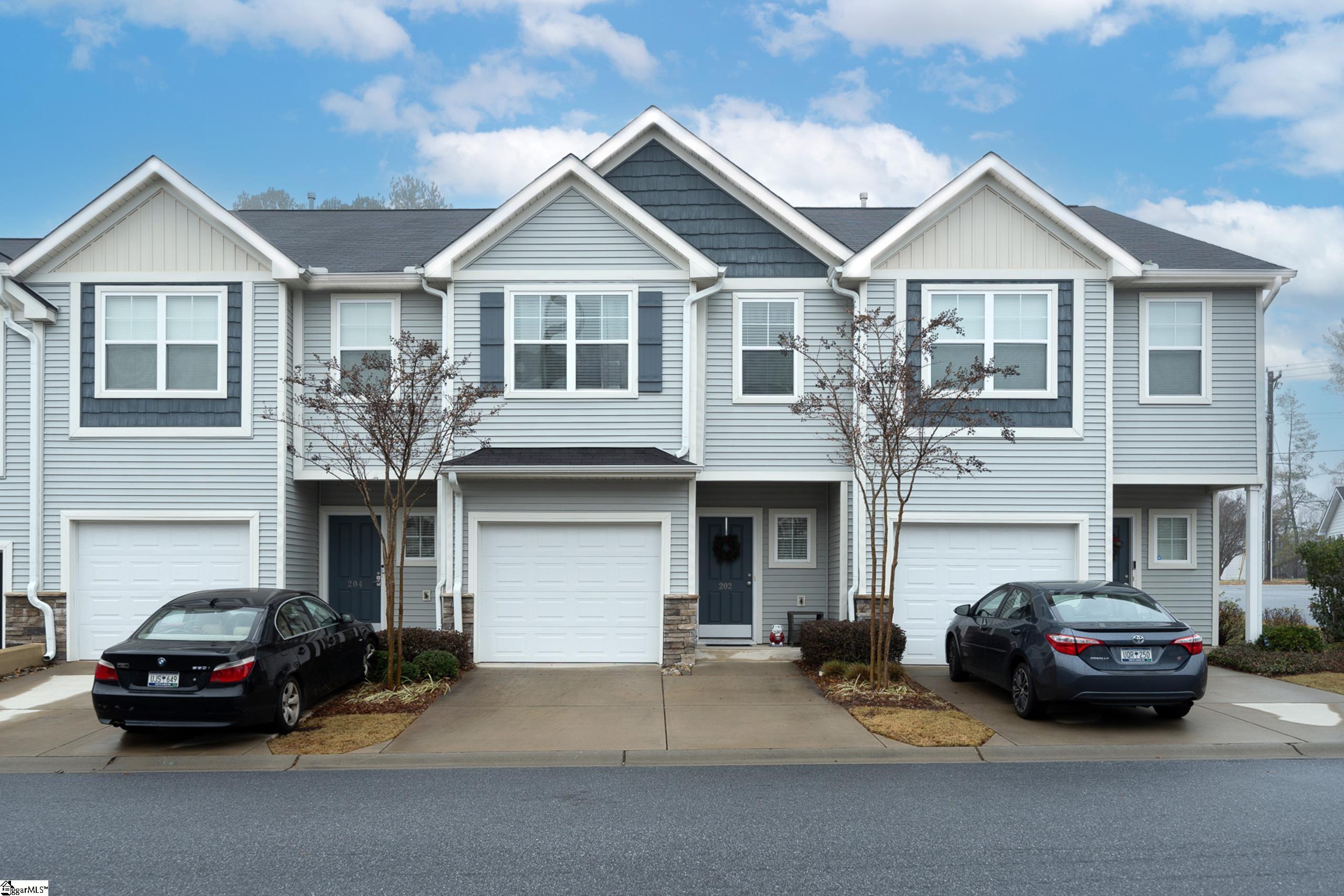 202 Button Willow Street