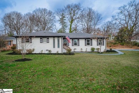 Photo of 11 Confederate Circle, Taylors, SC 29687 (MLS # 1582366)