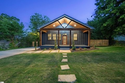 Photo of 28 6th Street, Greenville, SC 29611 (MLS # 1583107)