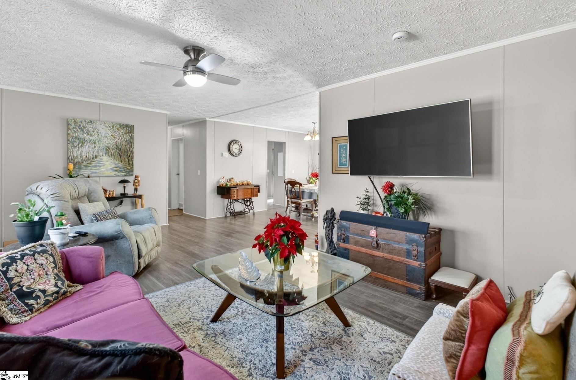 Taylors, South Carolina 29687, United States, 4 Bedrooms Bedrooms, ,2 BathroomsBathrooms,Residential,Active,256516