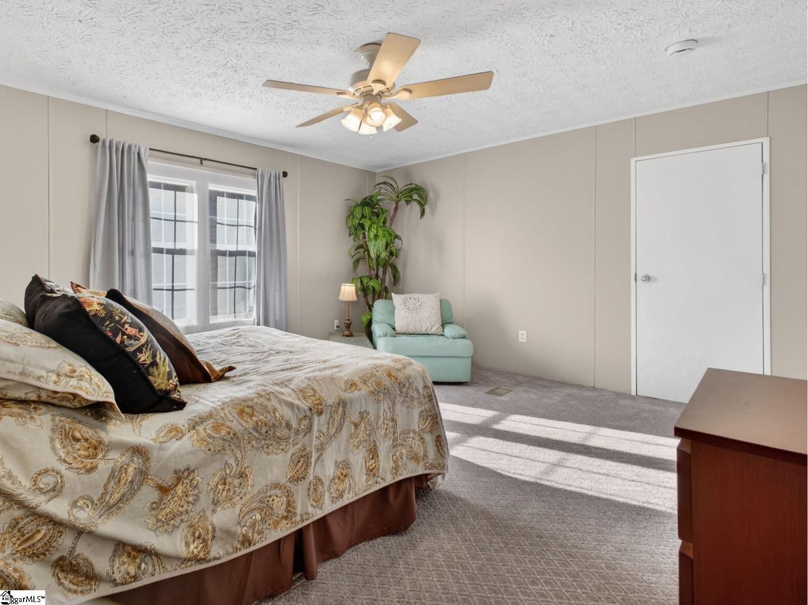 Taylors, South Carolina 29687, United States, 4 Bedrooms Bedrooms, ,2 BathroomsBathrooms,Residential,Active,256516