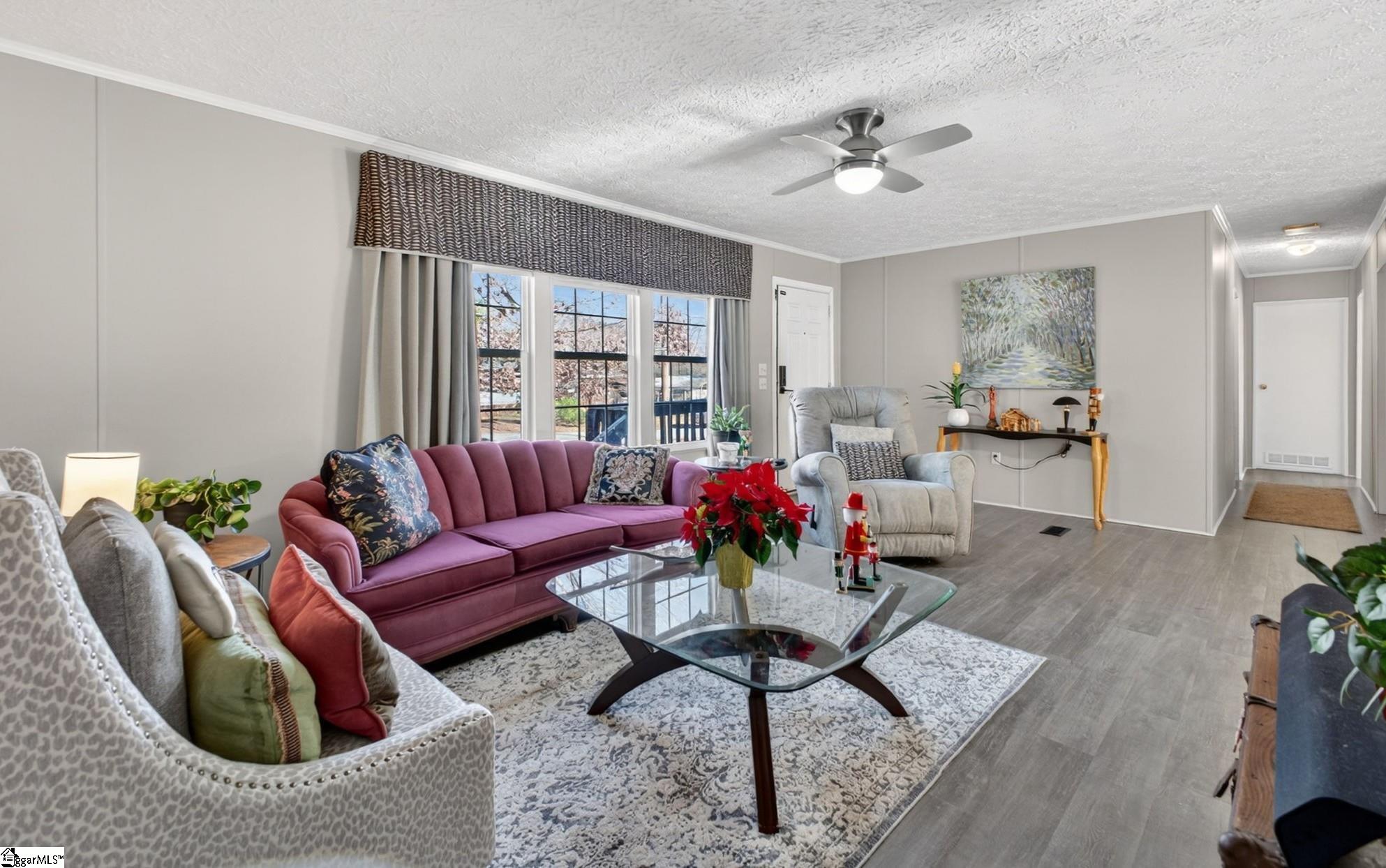 Taylors, South Carolina 29687, United States, 4 Bedrooms Bedrooms, ,2 BathroomsBathrooms,Residential,Active,256516