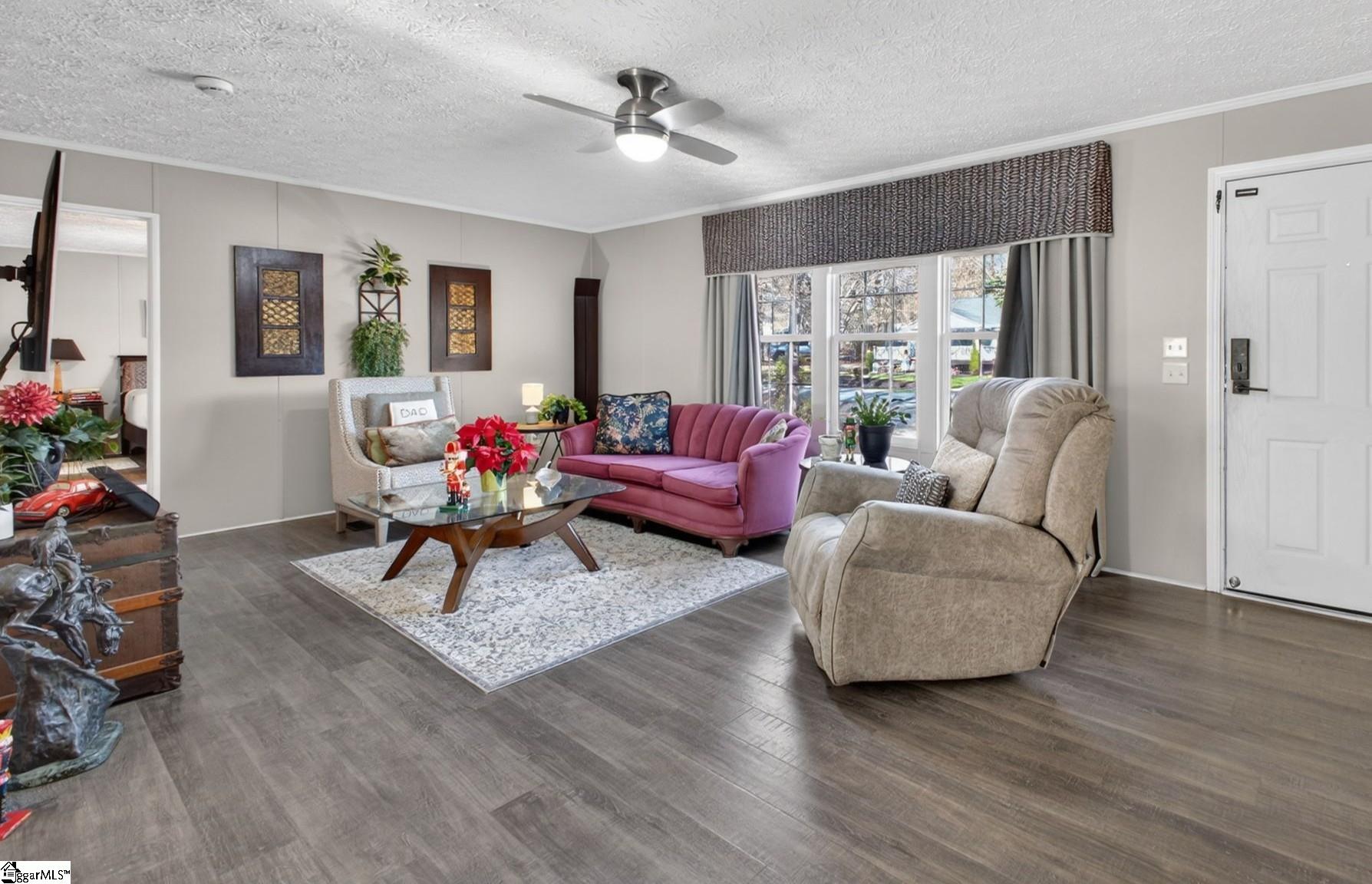 Taylors, South Carolina 29687, United States, 4 Bedrooms Bedrooms, ,2 BathroomsBathrooms,Residential,Active,256516