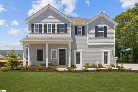 Photo of 103 Beautyberry Street Street, Simpsonville, SC 29681 (MLS # 1593340)