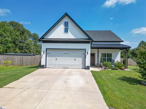 Photo of 3796 Camp Road, Greer, SC 29651 (MLS # 1583436)