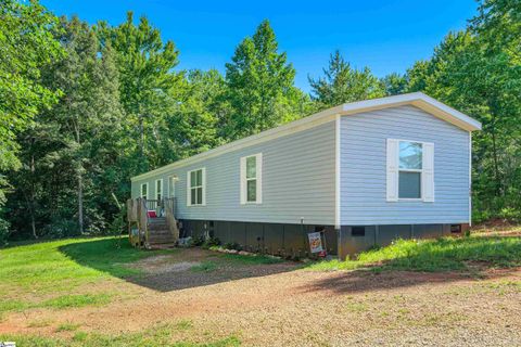 Photo of 128 Tucker Lane, Easley, SC 29640 (MLS # 1595363)