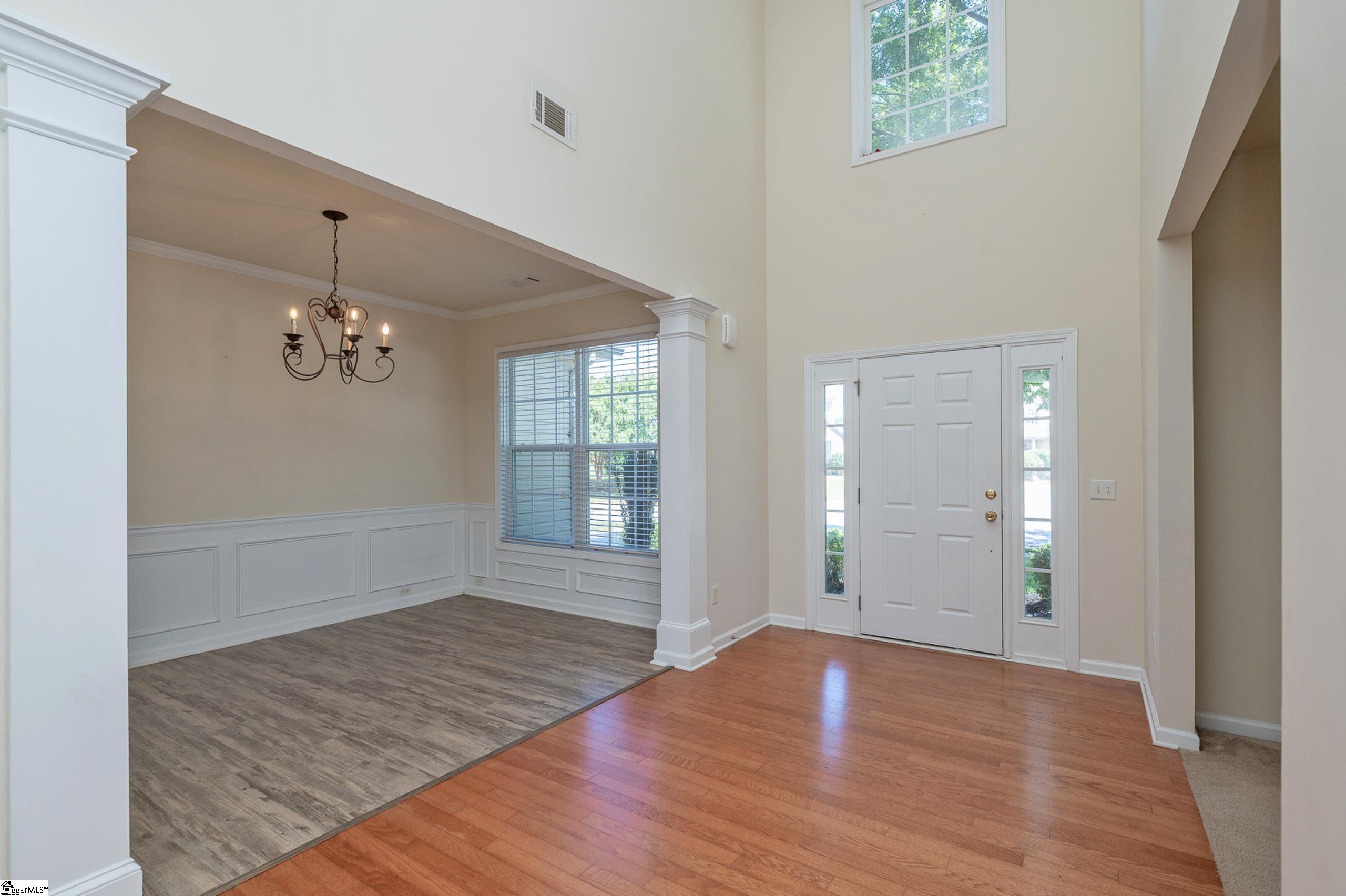 Real Estate Search 2 17 Jordan Crest Court