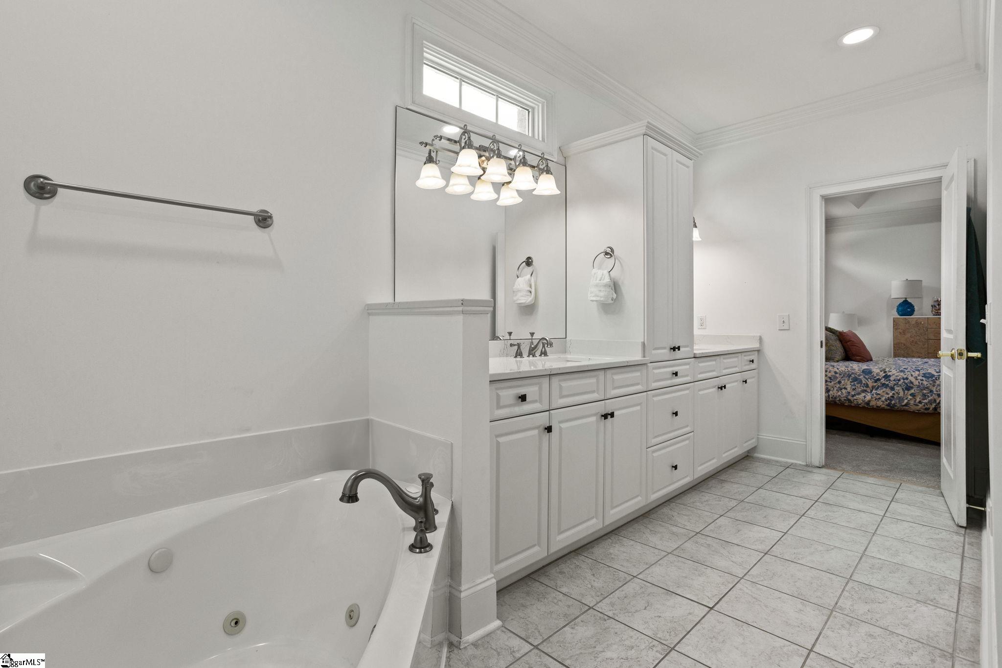 Greenville, South Carolina 29617, United States, 3 Bedrooms Bedrooms, ,2 BathroomsBathrooms,Residential,Active,155150