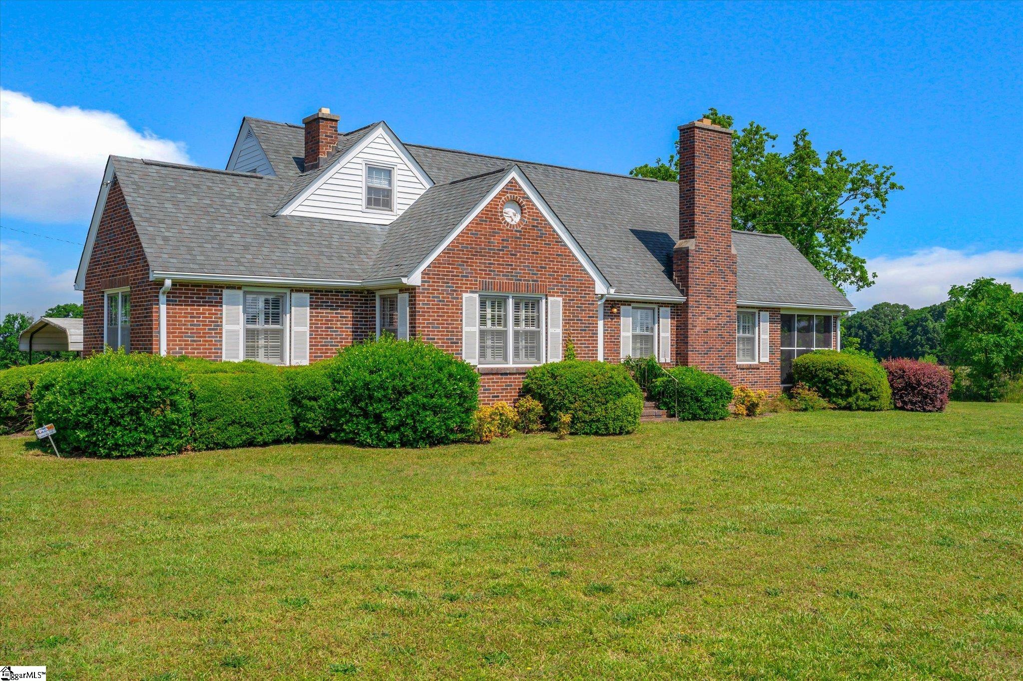 Clinton, South Carolina 29325, United States, 3 Bedrooms Bedrooms, ,2 BathroomsBathrooms,Residential,Pending,127902