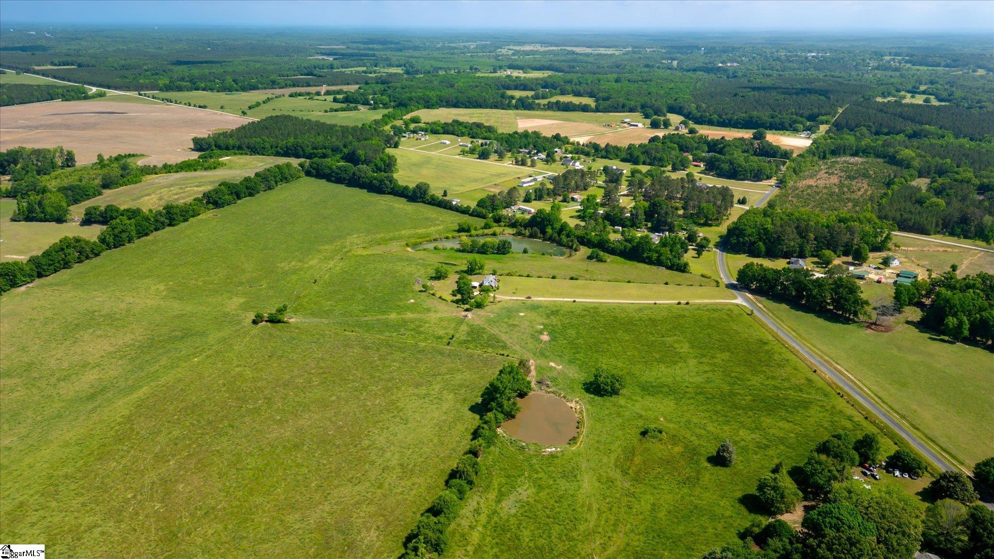 Clinton, South Carolina 29325, United States, 3 Bedrooms Bedrooms, ,2 BathroomsBathrooms,Residential,Pending,127902