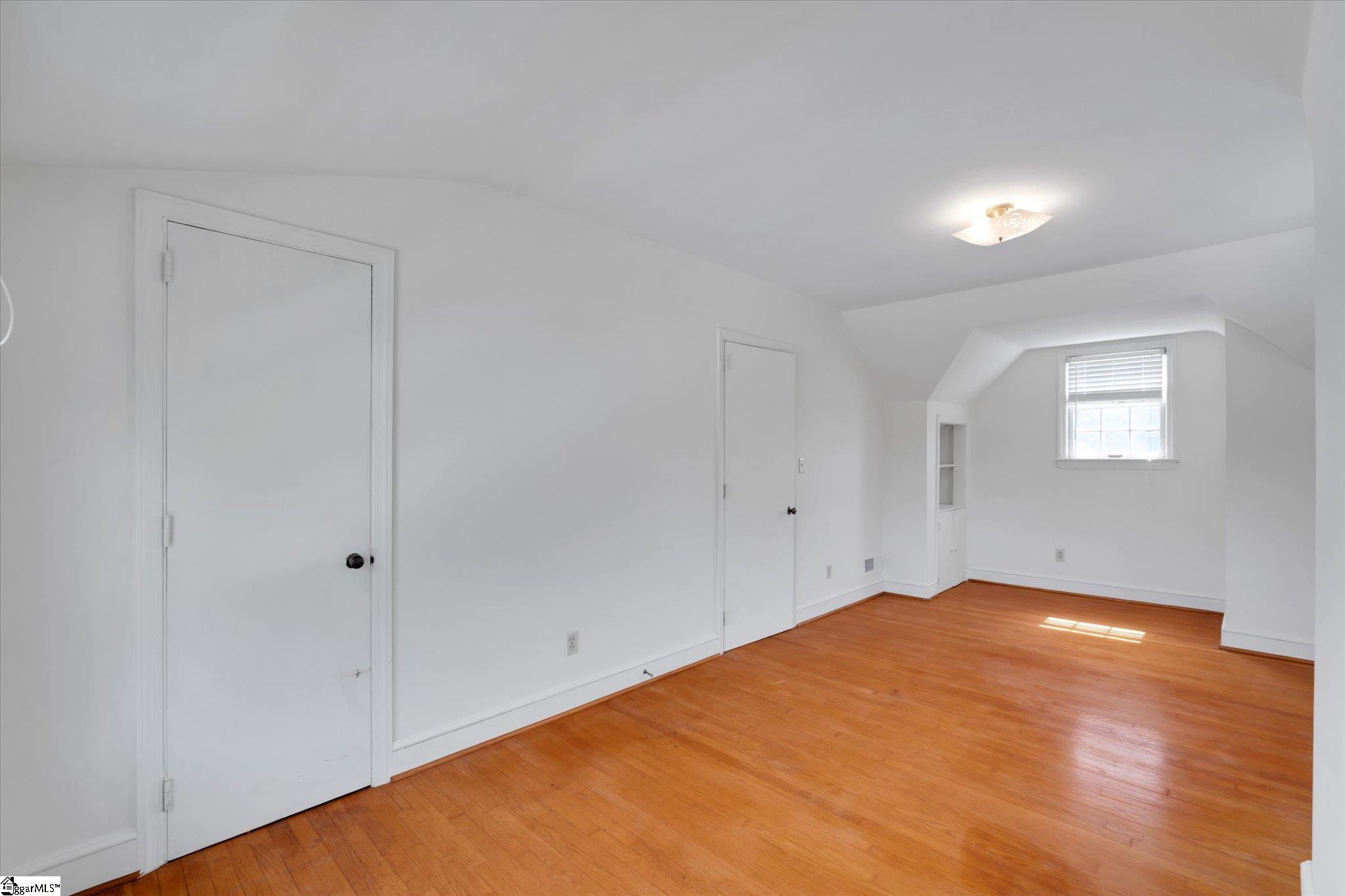 Clinton, South Carolina 29325, United States, 3 Bedrooms Bedrooms, ,2 BathroomsBathrooms,Residential,Pending,127902