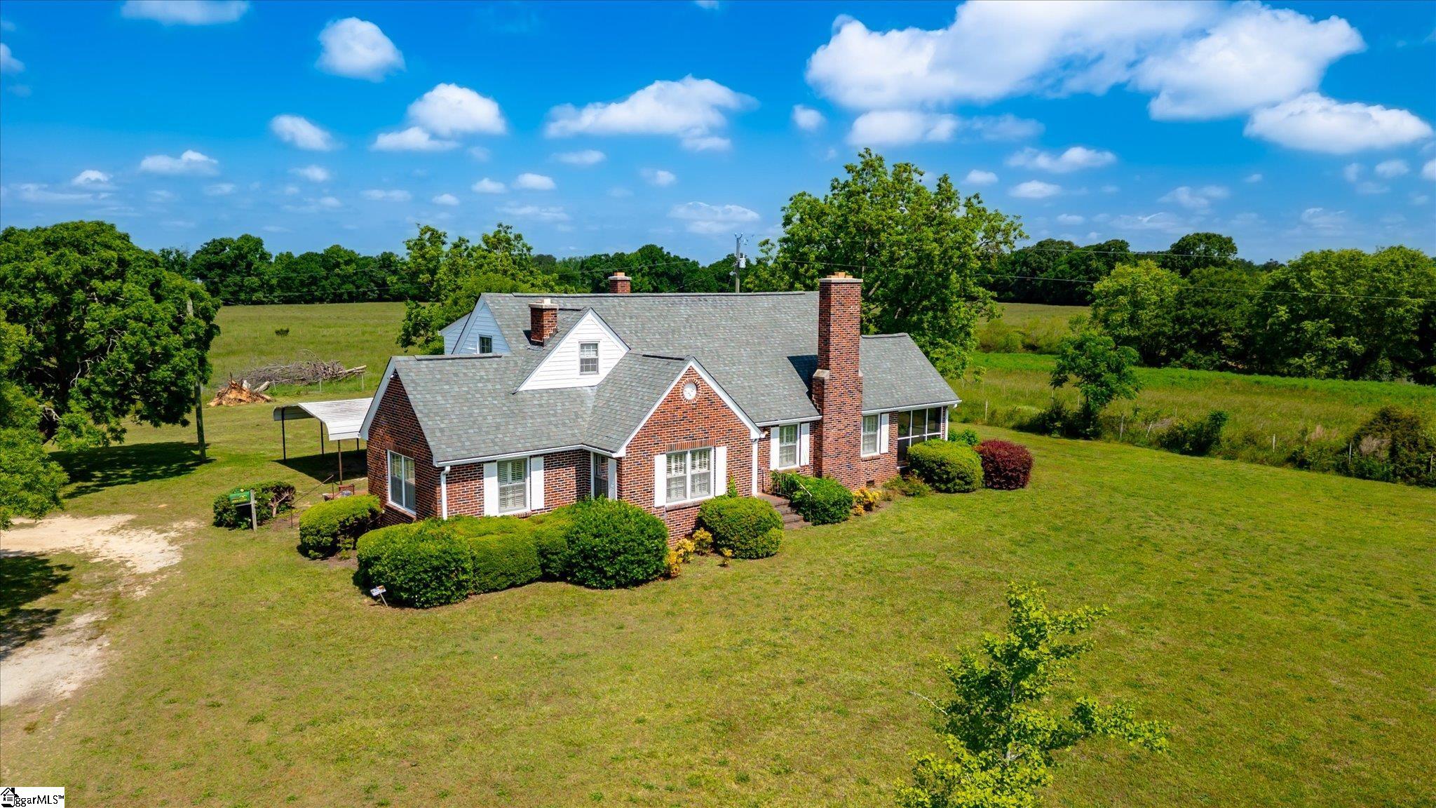 Clinton, South Carolina 29325, United States, 3 Bedrooms Bedrooms, ,2 BathroomsBathrooms,Residential,Pending,127902