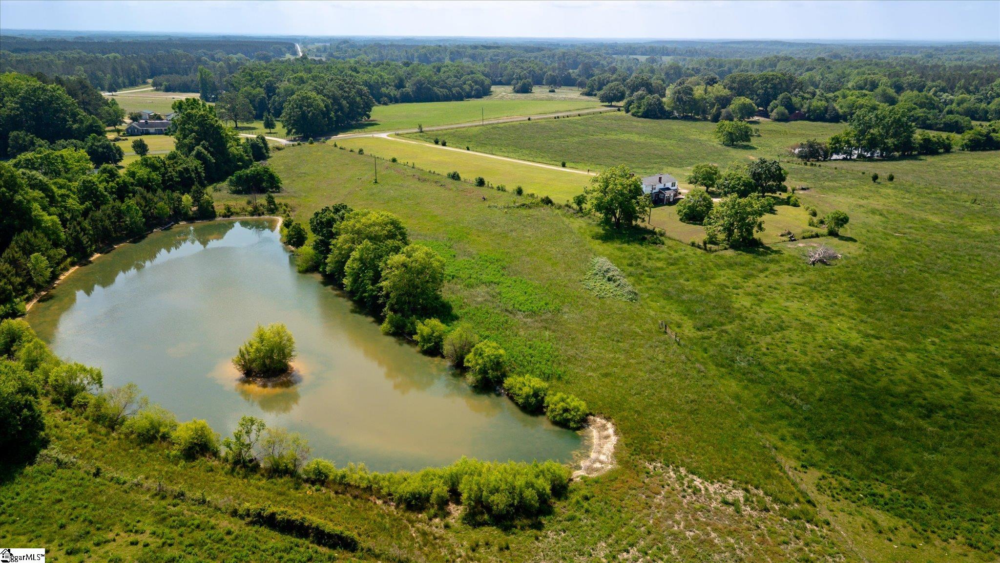 Clinton, South Carolina 29325, United States, 3 Bedrooms Bedrooms, ,2 BathroomsBathrooms,Residential,Pending,127902