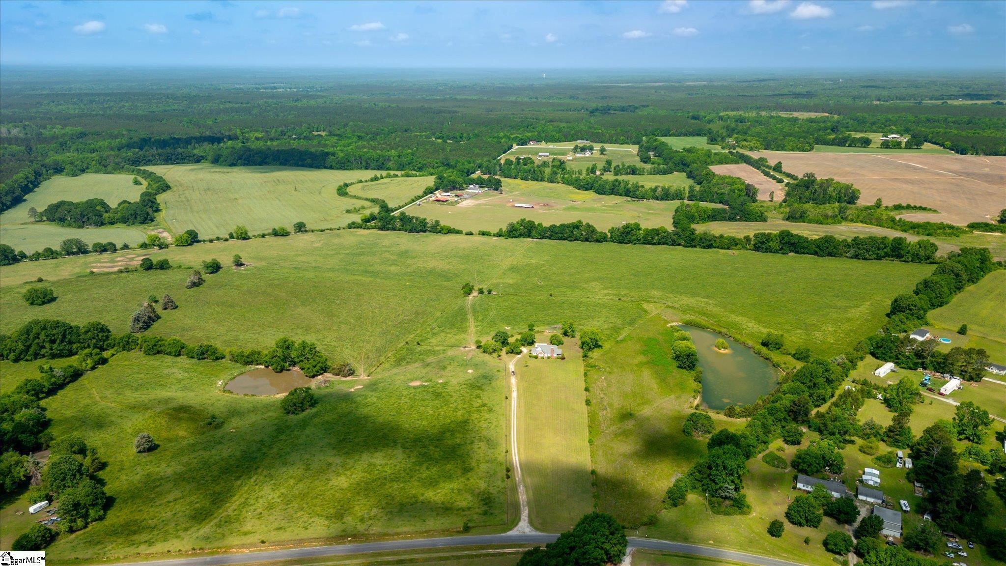 Clinton, South Carolina 29325, United States, 3 Bedrooms Bedrooms, ,2 BathroomsBathrooms,Residential,Pending,127902