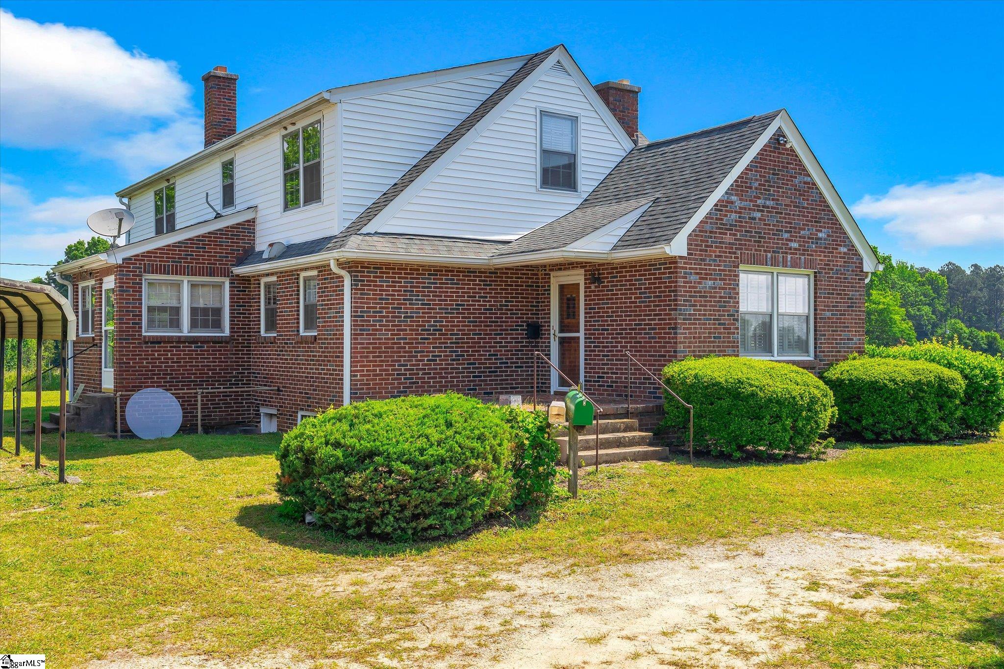 Clinton, South Carolina 29325, United States, 3 Bedrooms Bedrooms, ,2 BathroomsBathrooms,Residential,Pending,127902