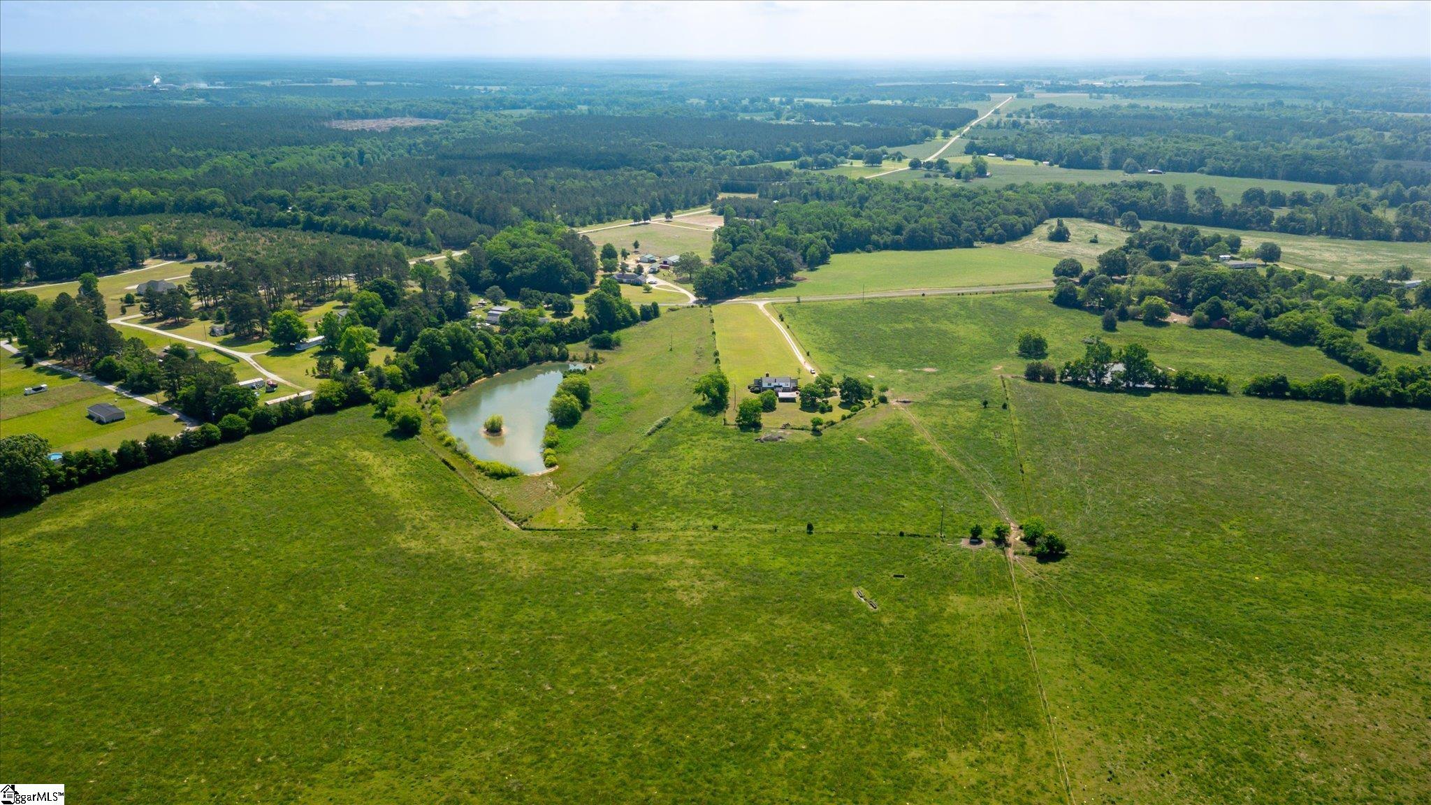 Clinton, South Carolina 29325, United States, 3 Bedrooms Bedrooms, ,2 BathroomsBathrooms,Residential,Pending,127902