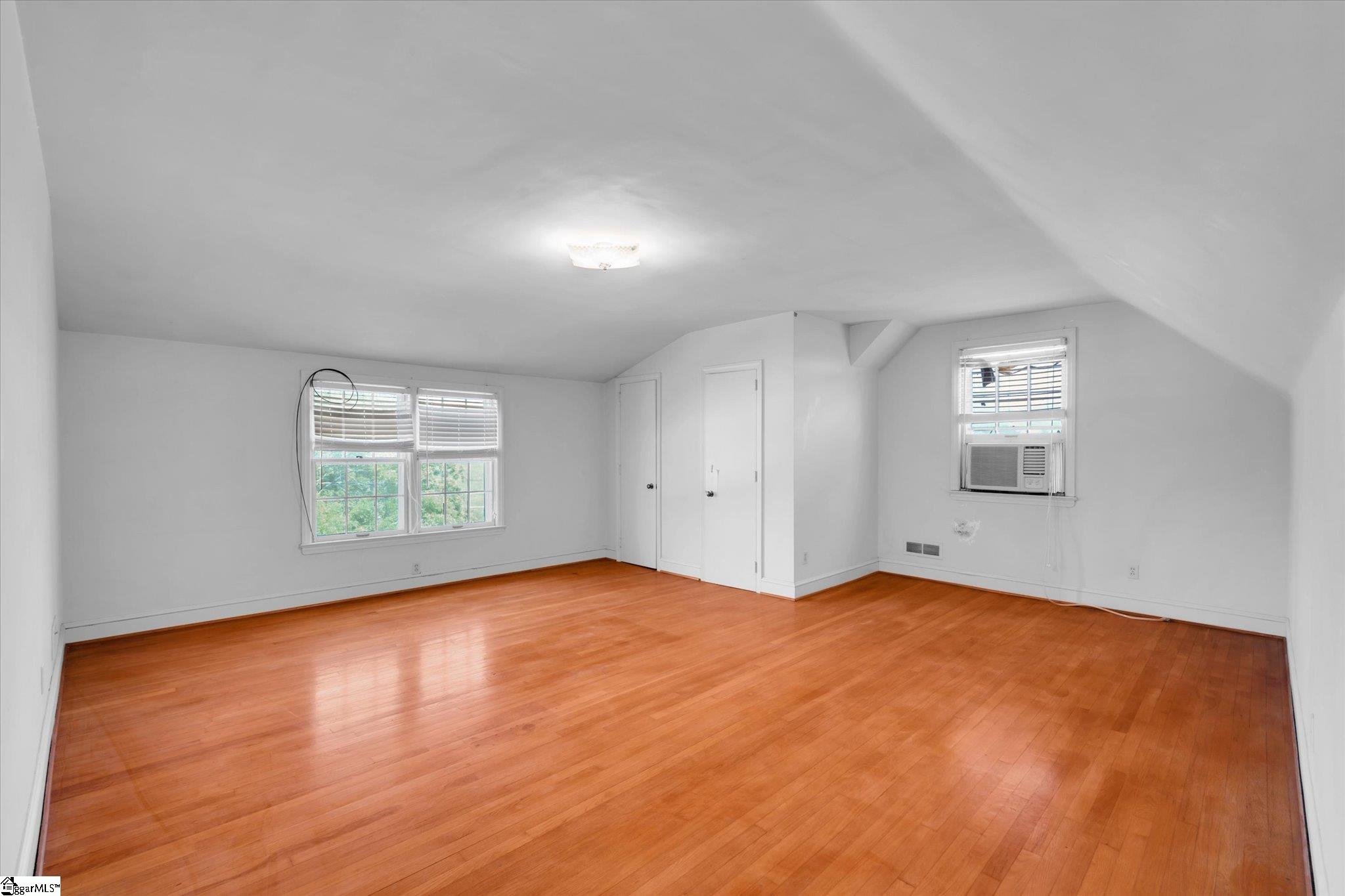 Clinton, South Carolina 29325, United States, 3 Bedrooms Bedrooms, ,2 BathroomsBathrooms,Residential,Pending,127902