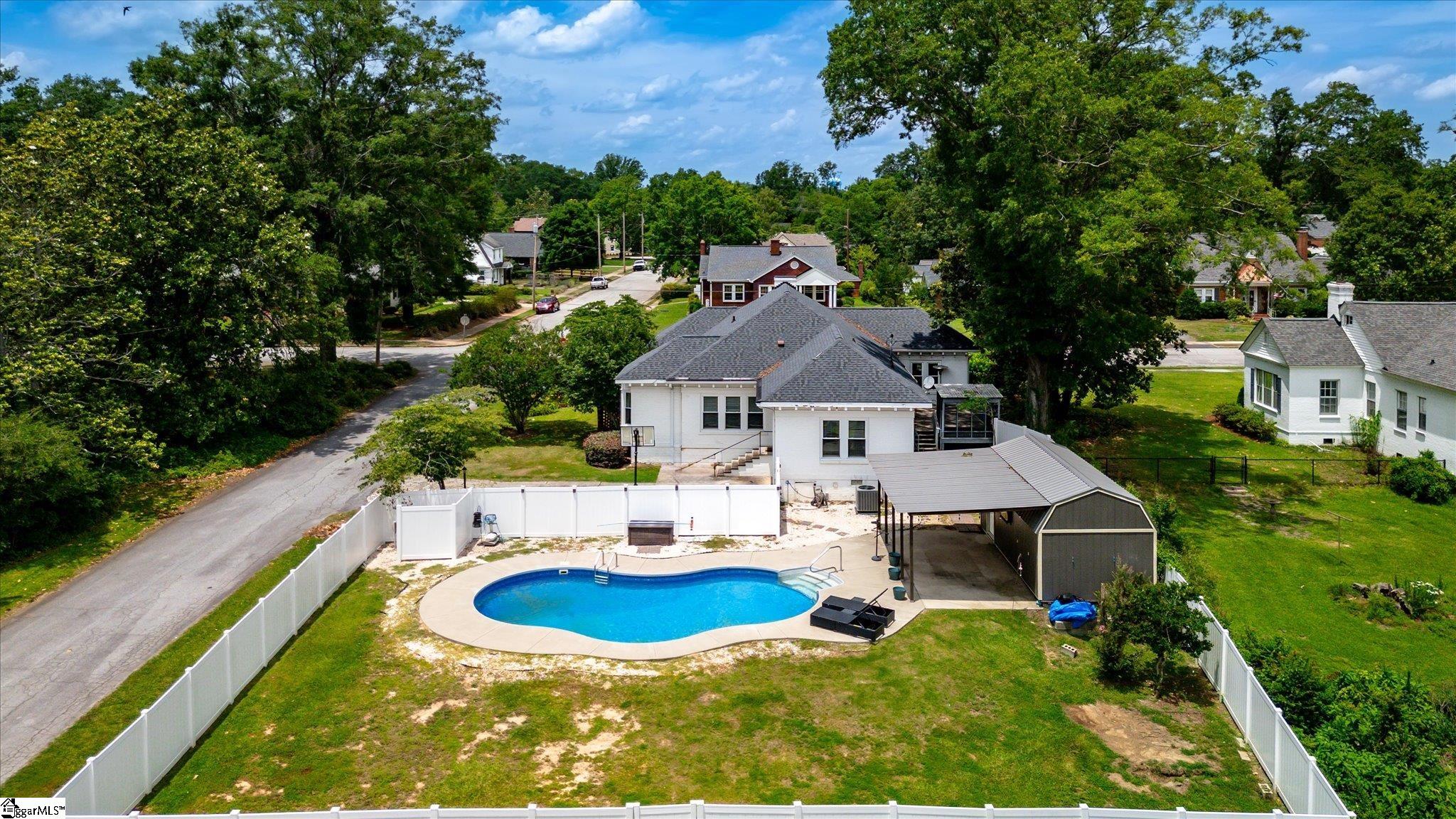 Clinton, South Carolina 29325, United States, 3 Bedrooms Bedrooms, ,3 BathroomsBathrooms,Residential,Active,148294