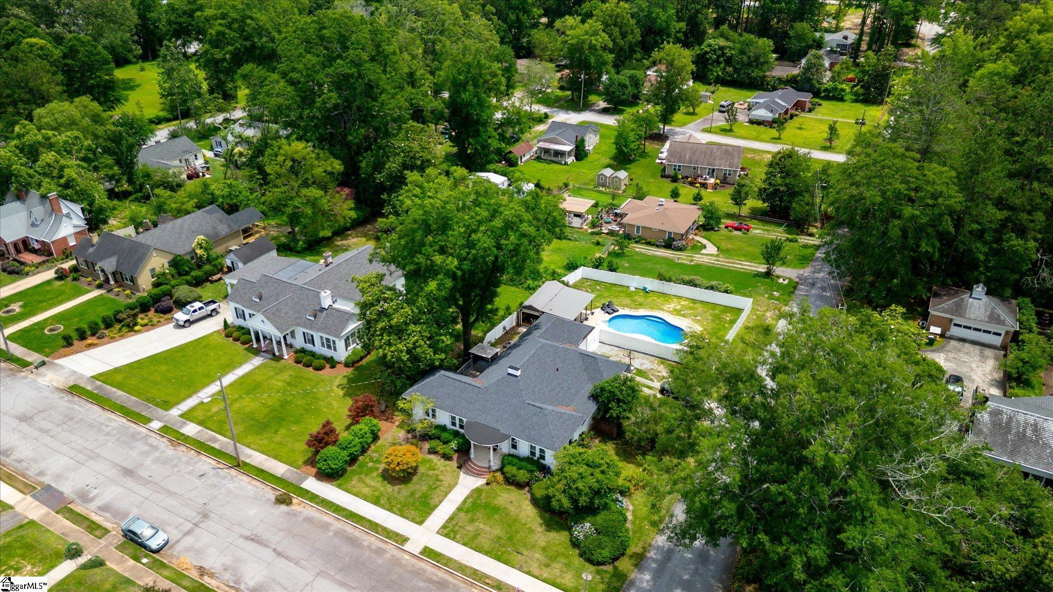 Clinton, South Carolina 29325, United States, 3 Bedrooms Bedrooms, ,3 BathroomsBathrooms,Residential,Active,148294