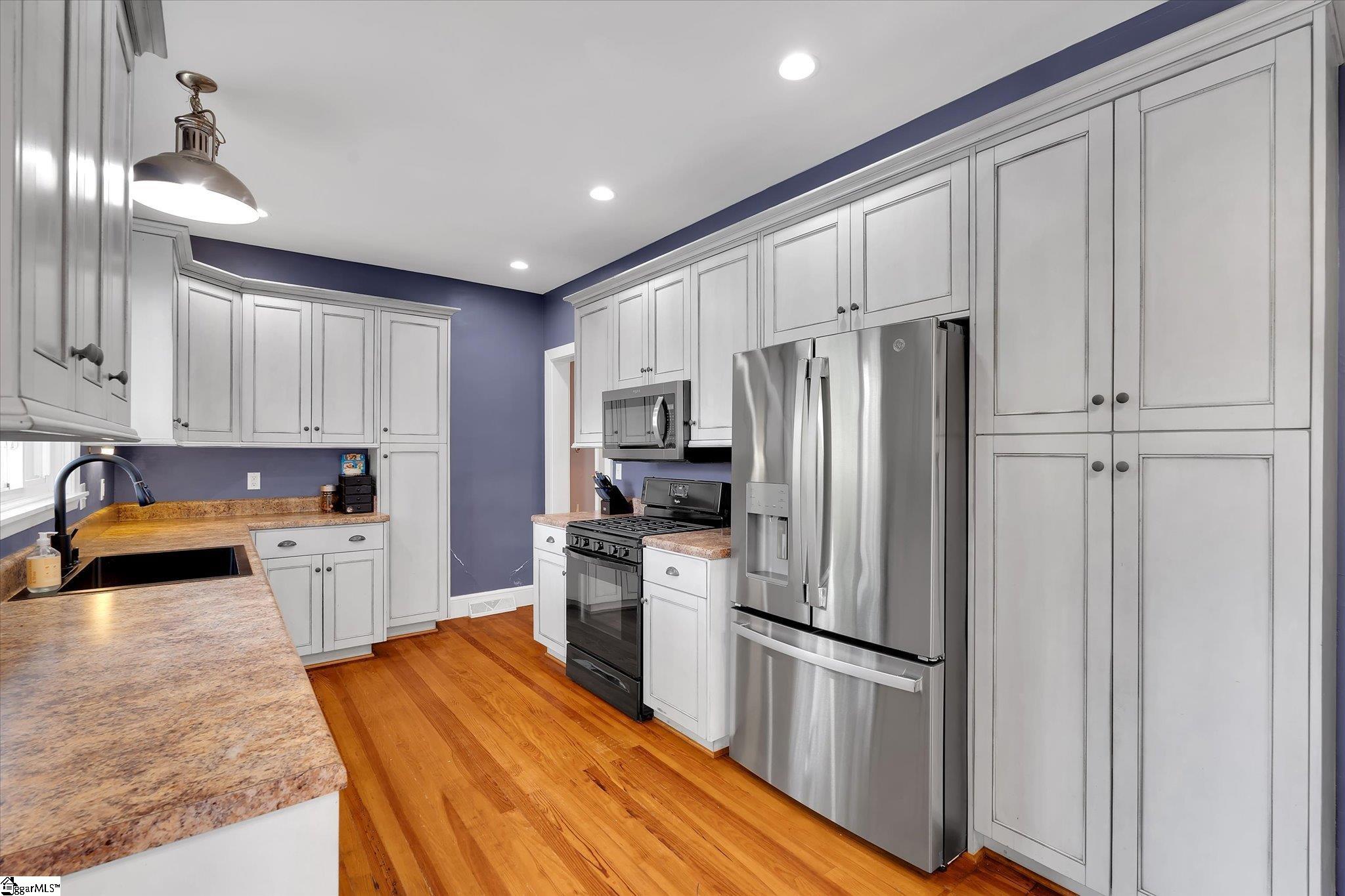 Clinton, South Carolina 29325, United States, 3 Bedrooms Bedrooms, ,3 BathroomsBathrooms,Residential,Active,148294