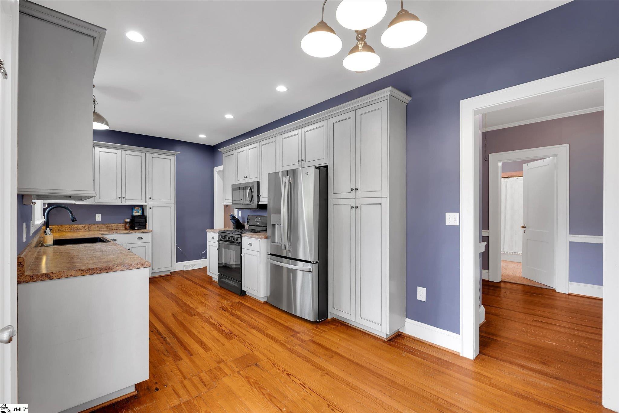 Clinton, South Carolina 29325, United States, 3 Bedrooms Bedrooms, ,3 BathroomsBathrooms,Residential,Active,148294