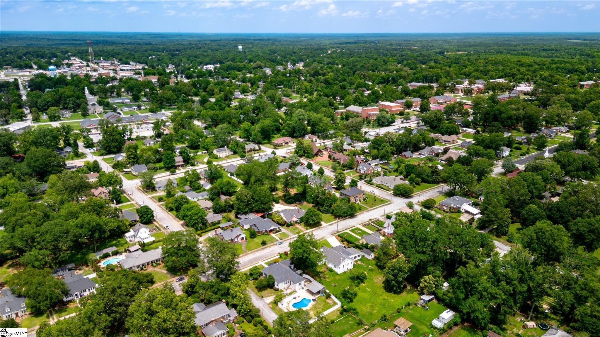 Clinton, South Carolina 29325, United States, 3 Bedrooms Bedrooms, ,3 BathroomsBathrooms,Residential,Active,148294