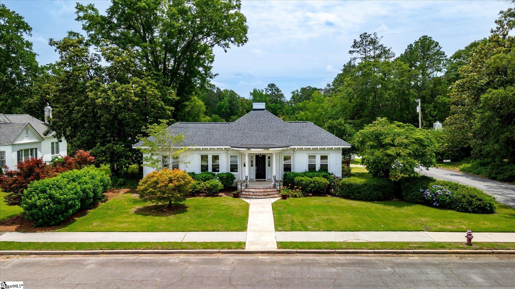 Clinton, South Carolina 29325, United States, 3 Bedrooms Bedrooms, ,3 BathroomsBathrooms,Residential,Active,148294