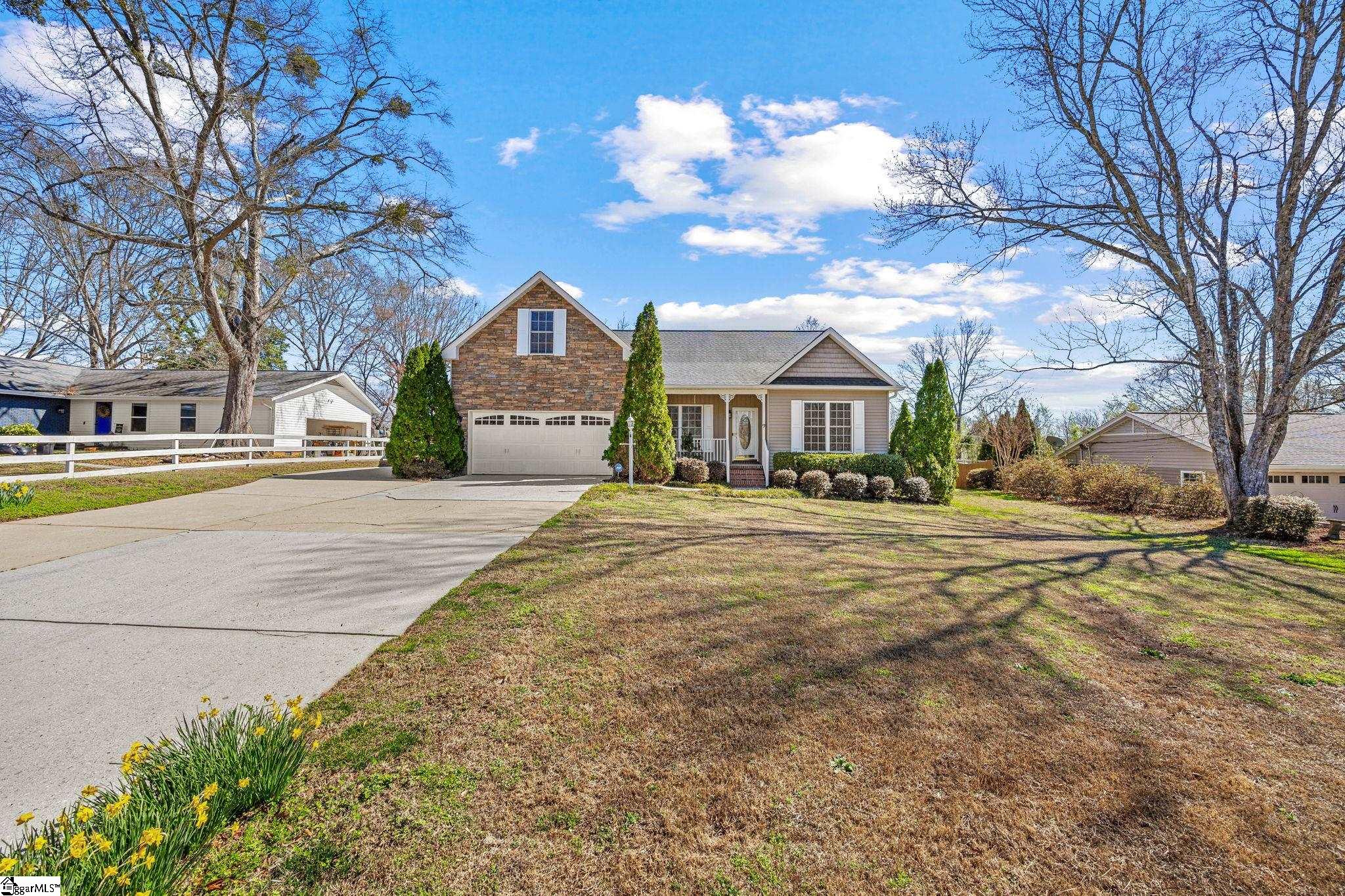 9 Randy Drive