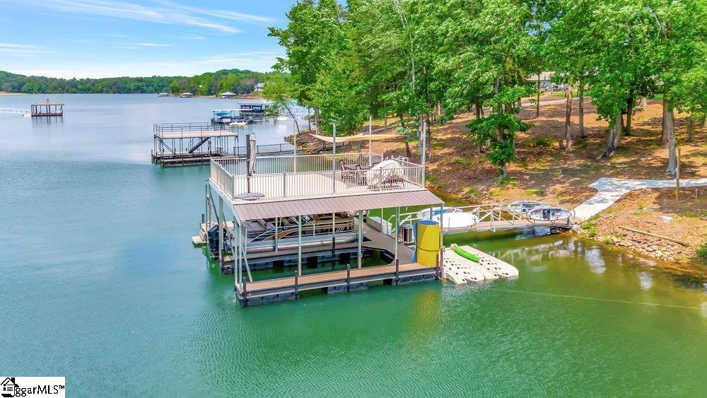 401 Broadwater Circle