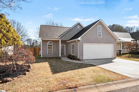 Photo of 381 Split Oak Lane, Inman, SC 29349 (MLS # 1582176)