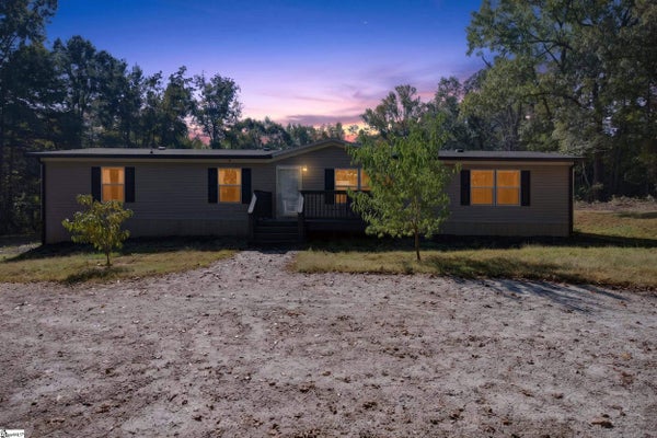 3880 PENNINGTON RD, GREER, SC 29651 - Image 5a062fbf1d2f055fca66ecbe70042a57/3211113382